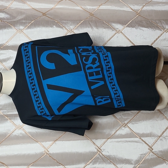 VERSACE V2 black men's t-shirt with blue logo size S